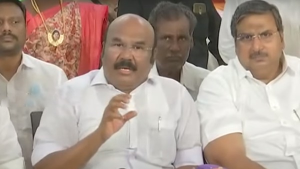 அரசியல் தலைவர்கள் பாராட்டு 