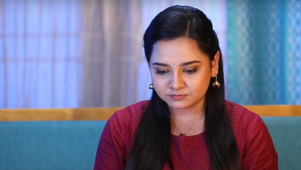 மாட்டிக்கொண்ட இனியா