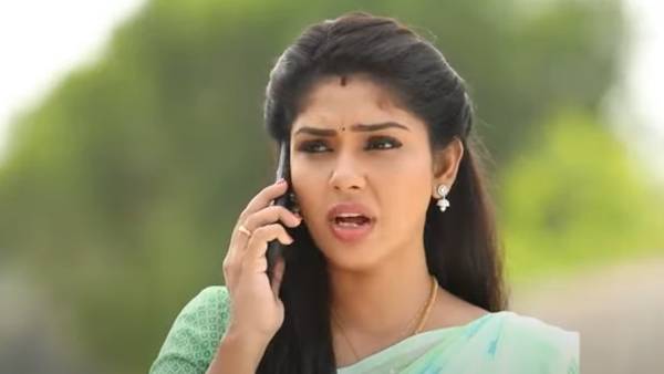 ரோட்டில் தவிக்கும் மீனா