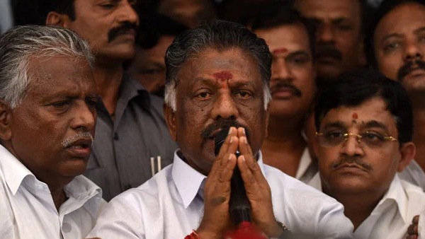 வாதத்தில் இருப்பது என்ன? 