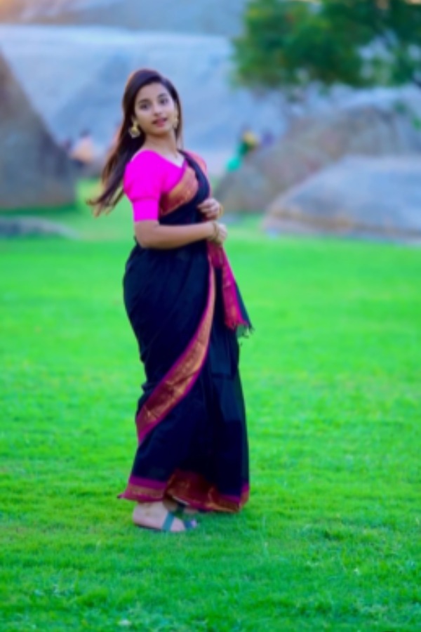 ரசிகர்களுக்கு கொண்டாட்டம் 