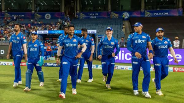 மும்பை அணி 