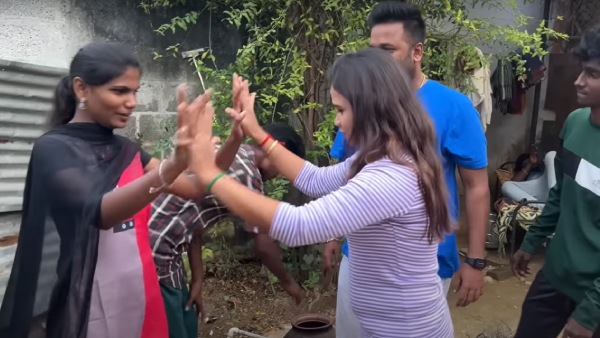 துரு துருவென கோமாளி