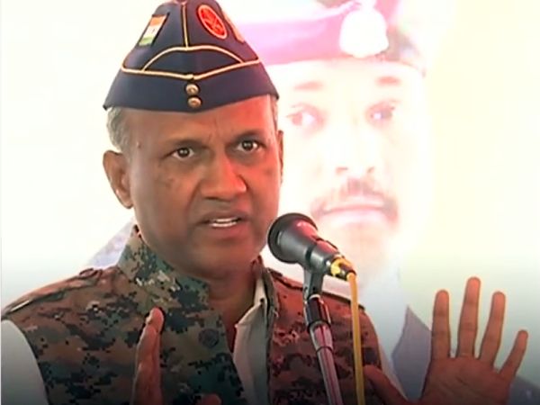 மிரட்டல் பேச்சு 