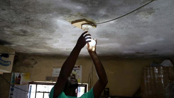 ஸ்டேட்டிக் ஷாக்கிற்கு காரணம் என்ன? 