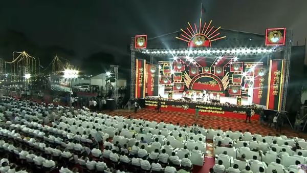 விவசாயிகளுக்கு துணை நின்றார் விவசாயிகளுக்கு துணை நின்றார்