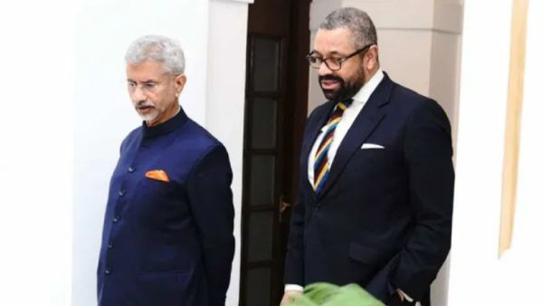  சீறிய பிரிட்டன் 