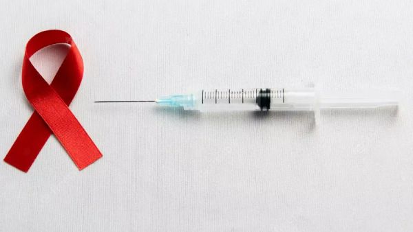  இரவோடு இரவாக