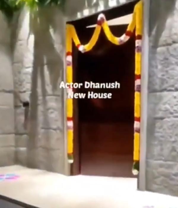 8 படுக்கை அறை 