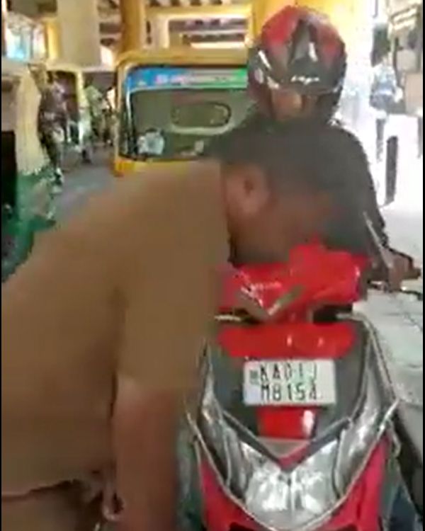 ஹெல்மெட் உடைப்பு 