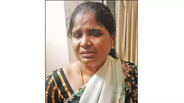  லாட்ஜ் ரூம்