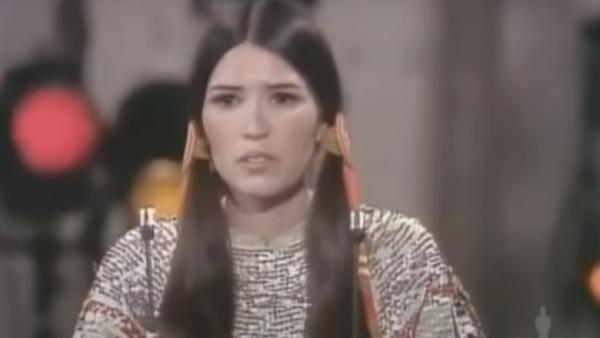 ஏற்க மறுத்த மார்லன் பிராண்டோ ஏற்க மறுத்த மார்லன் பிராண்டோ