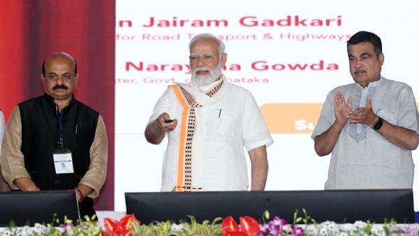 Congress dreaming of digging my grave: PM Modi in Karnataka 