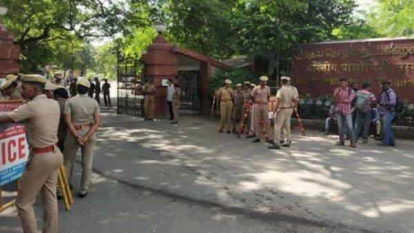 விசாரணை தீவிரம் 