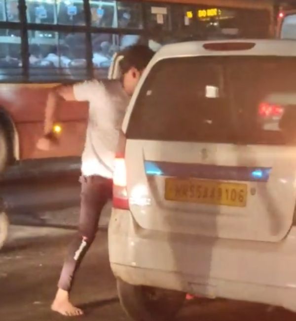 உபர் காரில் பயணம் 