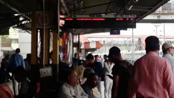 கடும் விமர்சனம் 