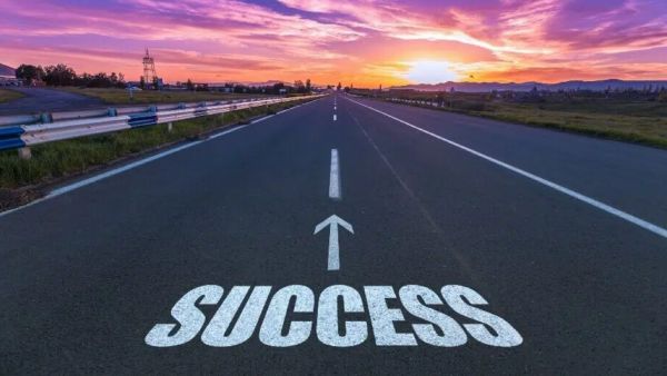 வெற்றியால் பதில் அளி