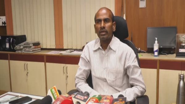 Erode Corporation Commissioner Sivakumar transferred as Deputy Commissioner of Coimbatore Corporation Erode Corporation Commissioner Sivakumar transferred as Deputy Commissioner of Coimbatore Corporation