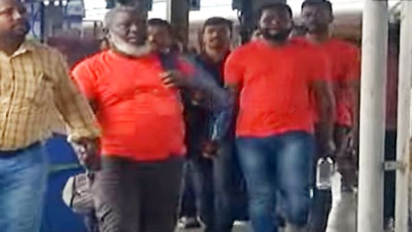 நைஜீரிய கும்பல் 