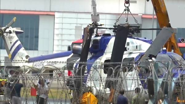 மோதியது 