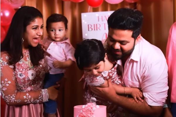 மகனின் முதல் பிறந்தநாள் 
