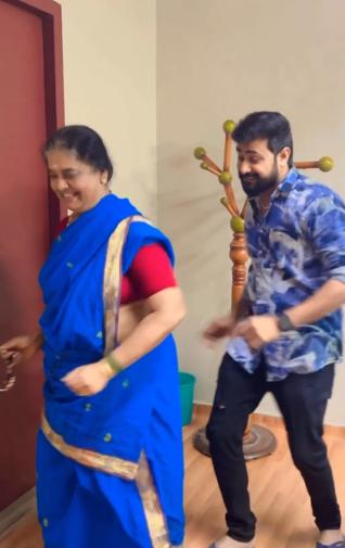  இளம் நடிகர்களுக்கு போட்டி 