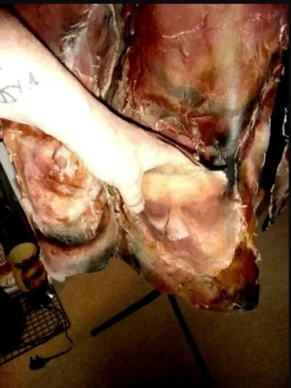 சுடுகாடு ஓட்டல் 