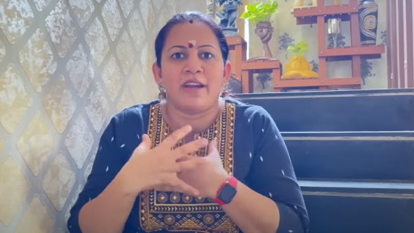 மனம் கவர்ந்த தொகுப்பாளர்