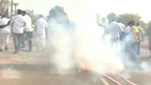 Erode east by election result: EVKS Elangovan lead Celebrations begin in Erode 