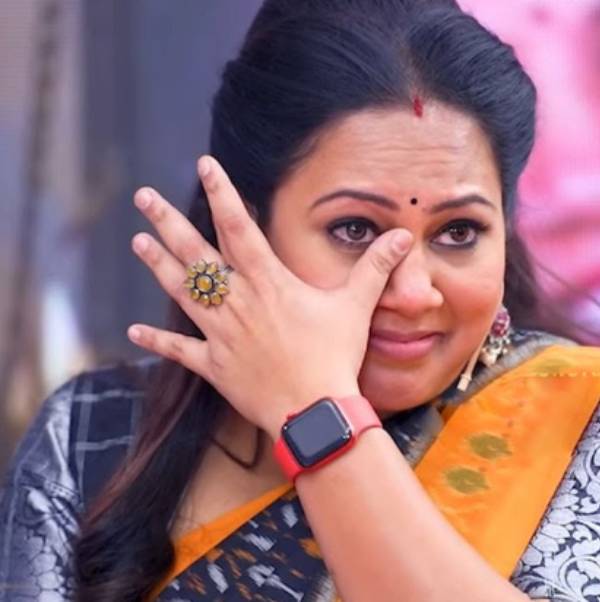 கணவரால் அழுகை