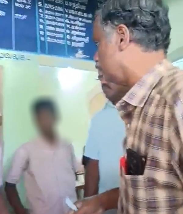  நெட்டிசன்கள் தாக்கு