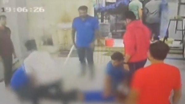 20 க்கும் மேற்பட்டோருக்கு சிகிச்சை 20 க்கும் மேற்பட்டோருக்கு சிகிச்சை