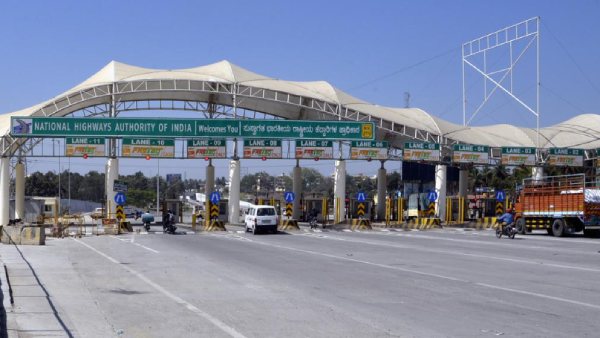 சுங்க கட்டணம் வசூல் தொடங்கியது 