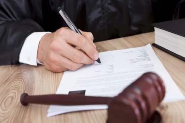 Bar council of India allows to Foreign lawyers, law firms practice in India