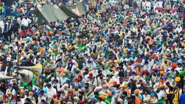 கோரிக்கை நிறைவேற்ற வலியுறுத்தல் கோரிக்கை நிறைவேற்ற வலியுறுத்தல்