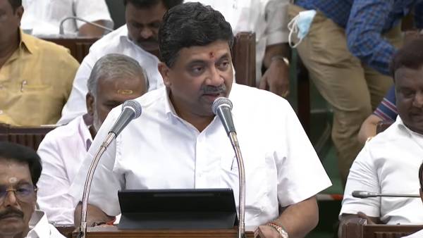 பேசுகிறார்கள் 