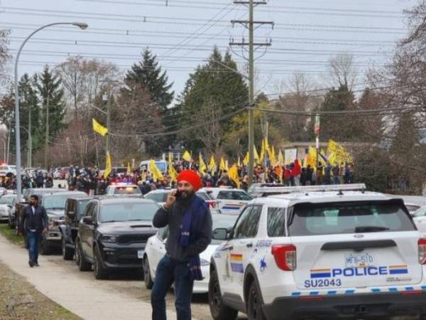 சான் பிரான்சிஸ்கோவில் தாக்குதல் சான் பிரான்சிஸ்கோவில் தாக்குதல்