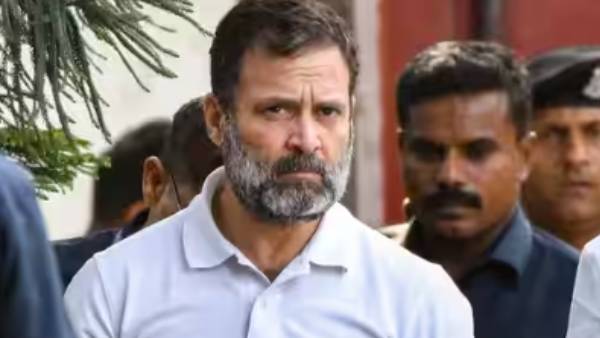 காங்கிரஸ் கட்சியினர் போராட்டம் 