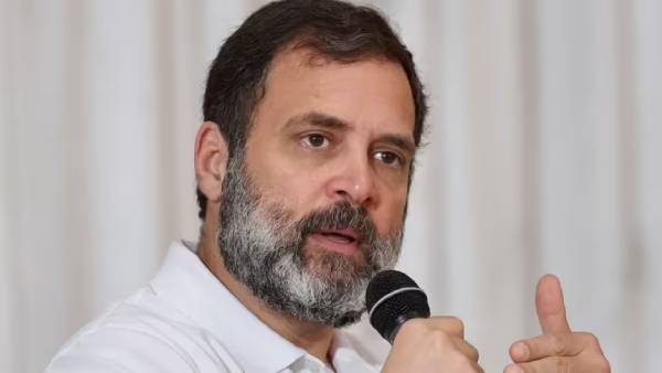 குஜராத் அமைச்சர் 