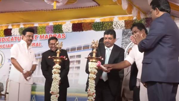  160 கீழமை நீதிமன்றங்கள் 