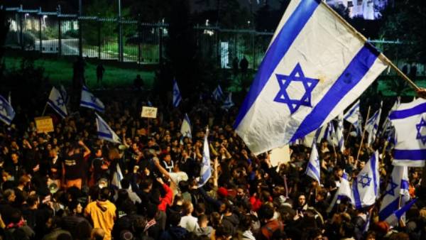 விமான நிலையம் மூடல் 