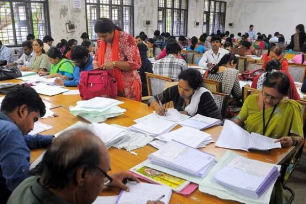 தேவையின்றி வெளியே செல்லக்கூடாது 