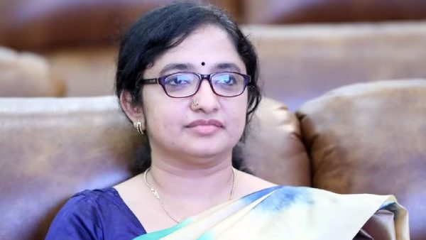  ஸ்வாதி மலிவால் 