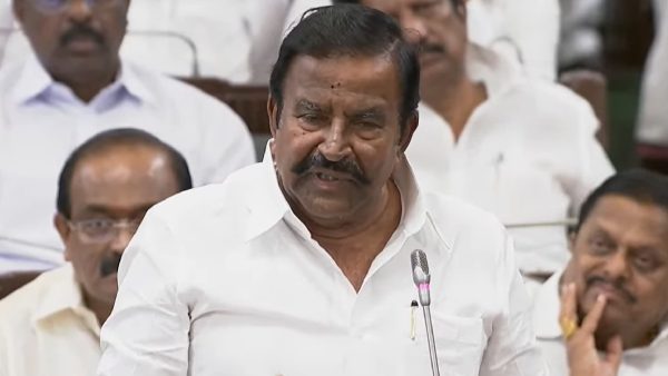 வேலுமணிக்கு பதில் 