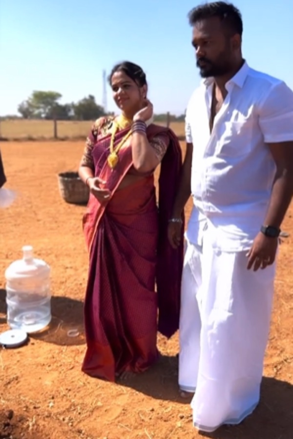 சன் மியூசிக்கில் பிரபலம்