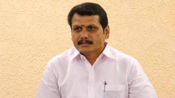 அதிமுக ஆட்சியில் சாலைகள் 