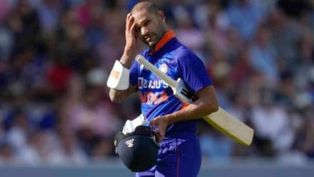 சர்வதேச இடதுகை பந்துவீச்சாளர்கள் 