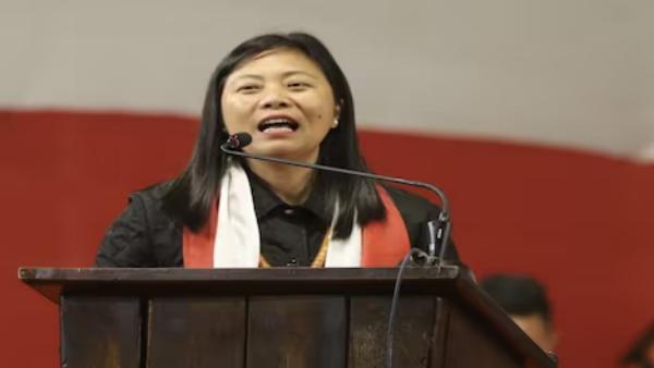 வரலாற்றில் இடம்பிடித்த ஹெகானி 