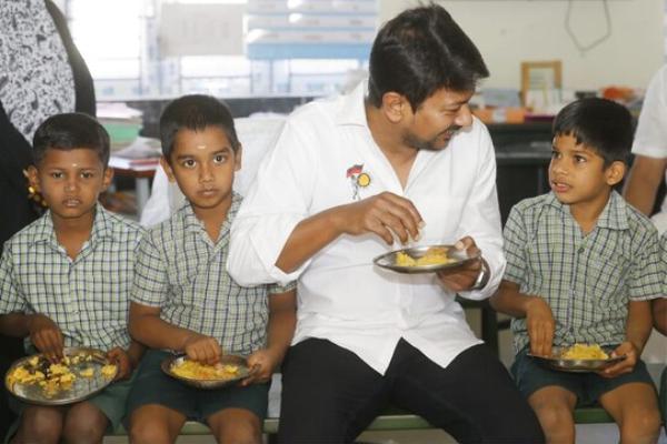 காலை உணவுத் திட்டம் காலை உணவுத் திட்டம்