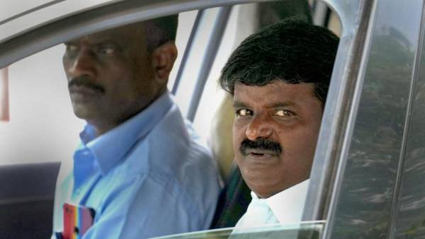 இடைக்கால தடையை நீக்க முடியாது 